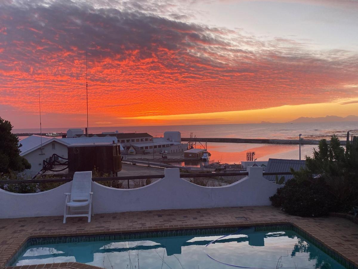 Saxon Lodge Gansbaai Luaran gambar